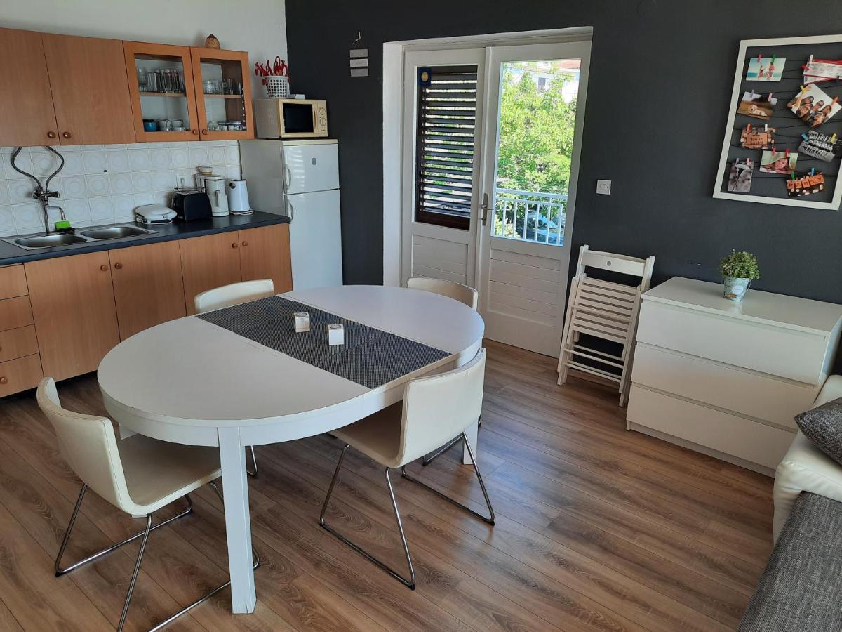 Sea view Nona Apartment Crikvenica Exterior foto