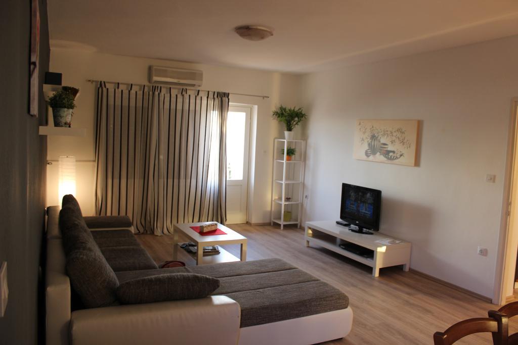 Sea view Nona Apartment Crikvenica Exterior foto