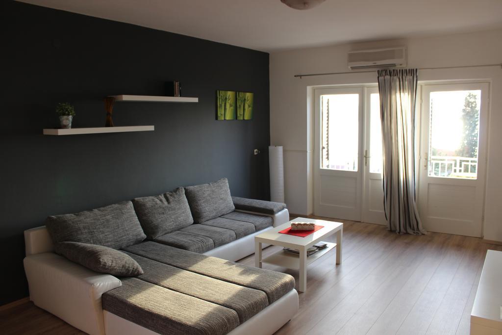 Sea view Nona Apartment Crikvenica Exterior foto